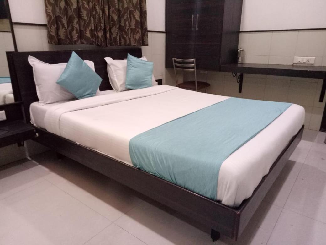 Hotel Sharda 뭄바이 외부 사진
