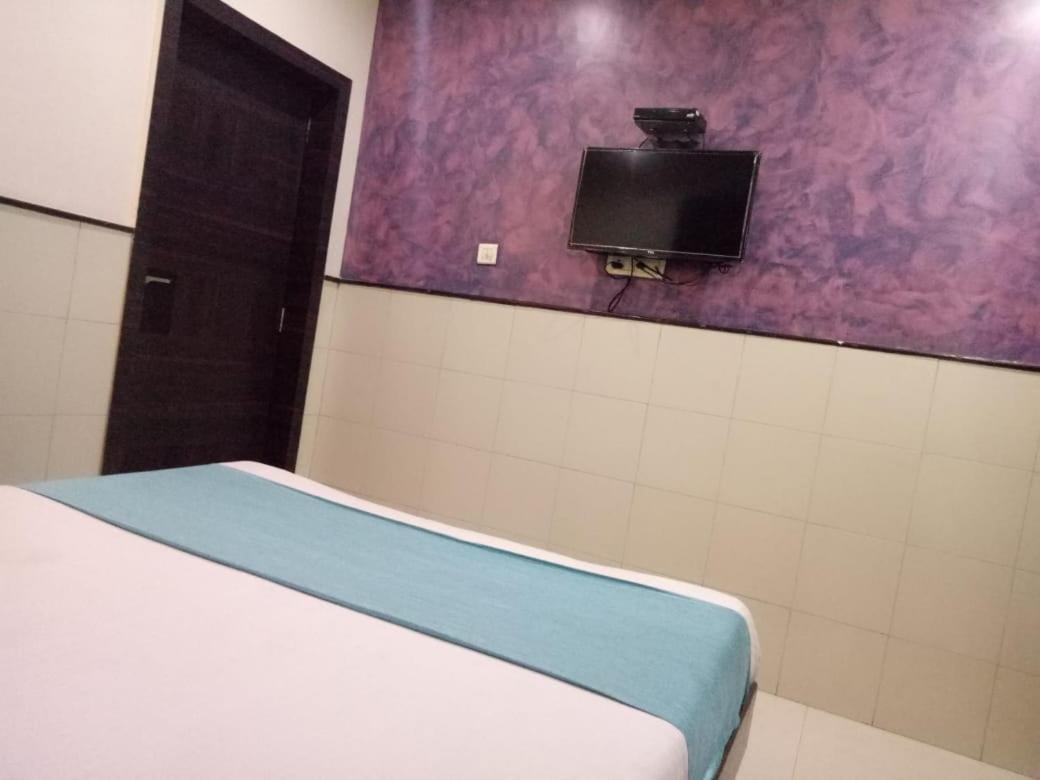 Hotel Sharda 뭄바이 외부 사진