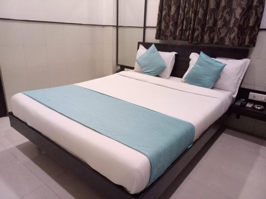 Hotel Sharda 뭄바이 외부 사진